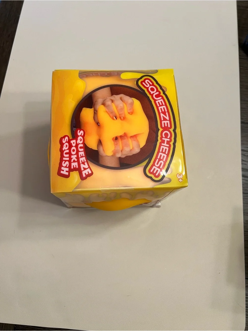Giggle Zone squeeze cheese
